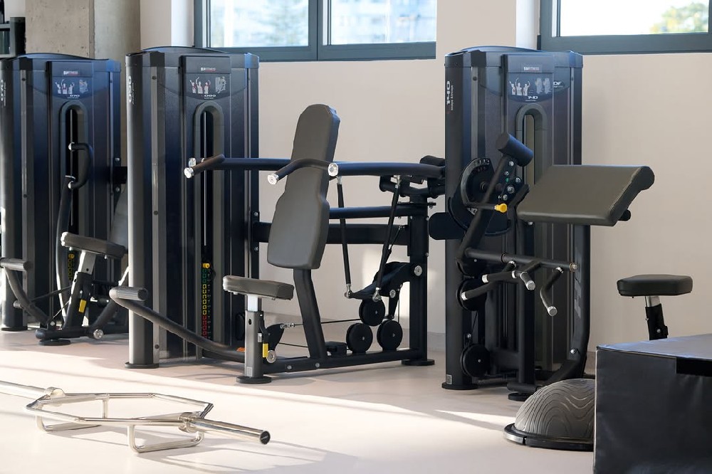 一站式配齐不踩坑｜家用健身器材全套推荐，打造专属居家健身房