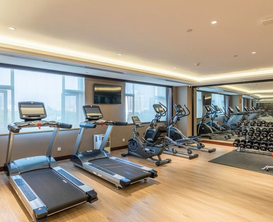 酒店公寓健身区设备清单推荐：小空间高适配，长租短住双满足