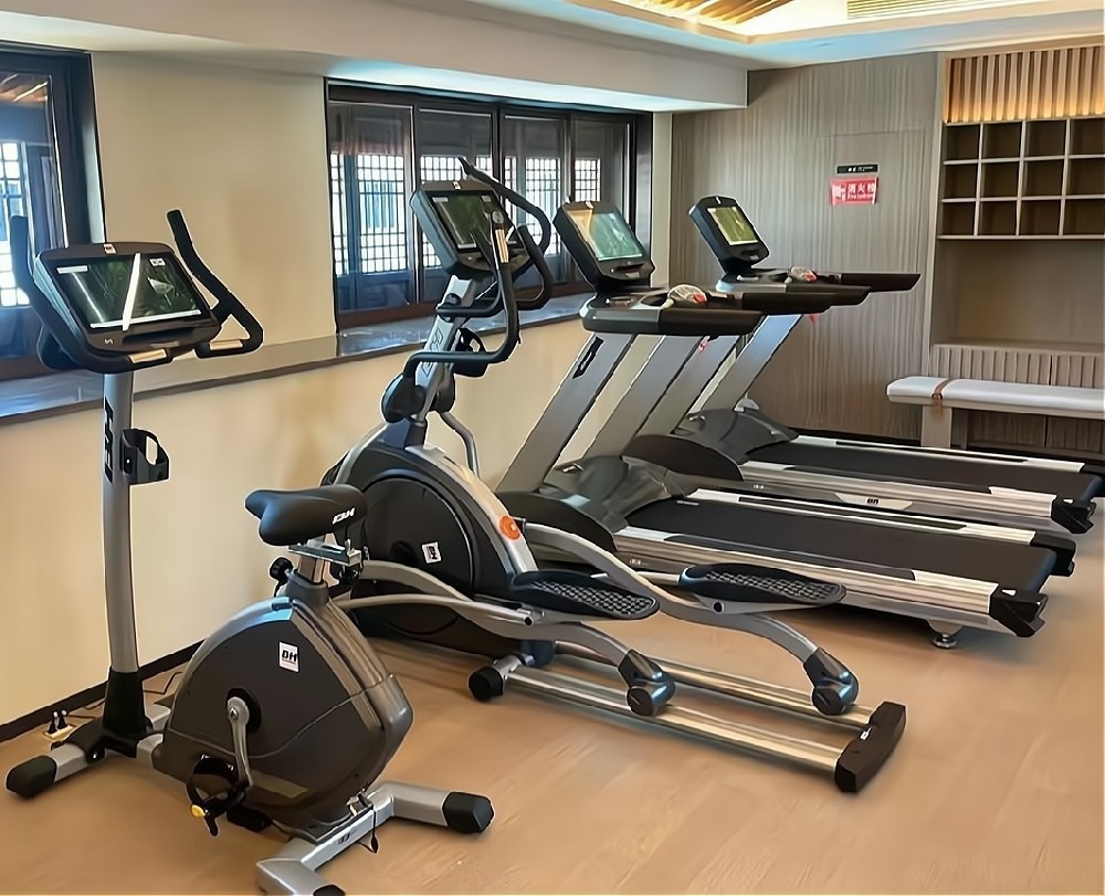 连锁健身房器材定制采购：统标提质，助力品牌规模化稳健运营